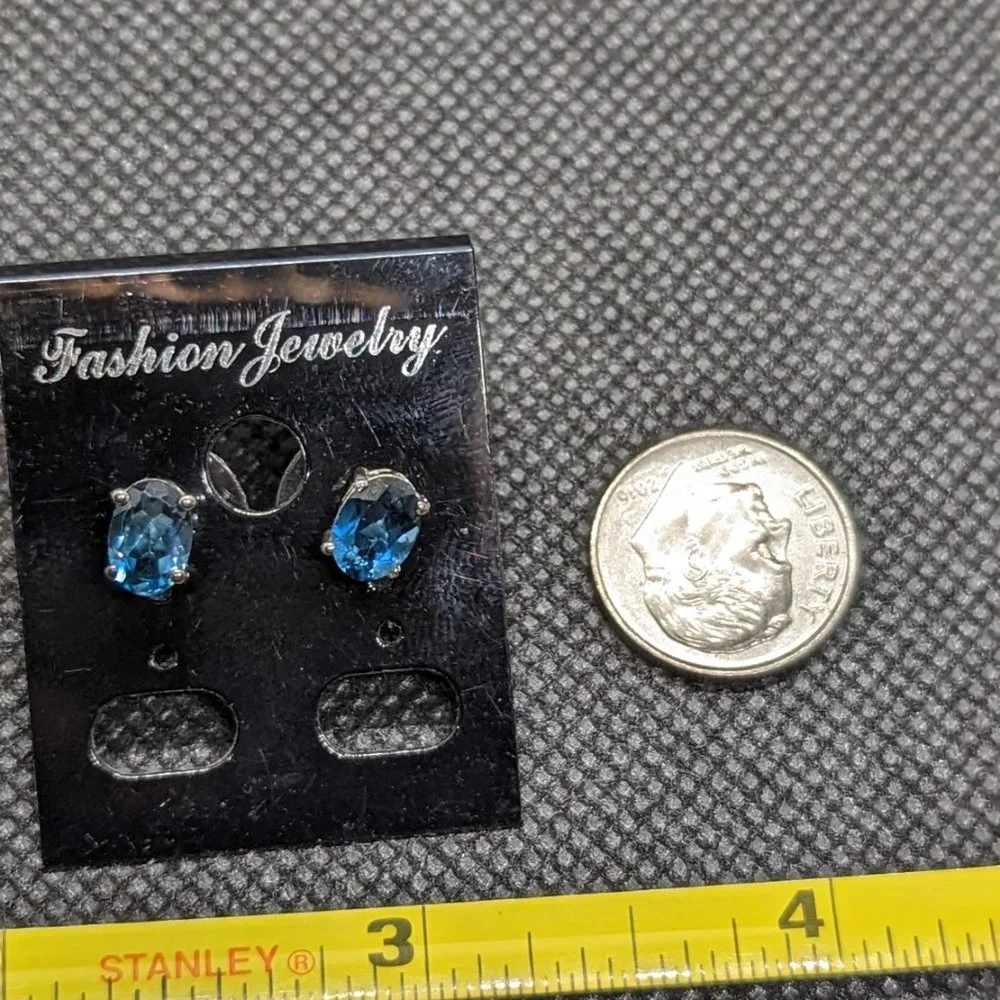 Small London Blue Topaz Earrings - Picture 5 of 6